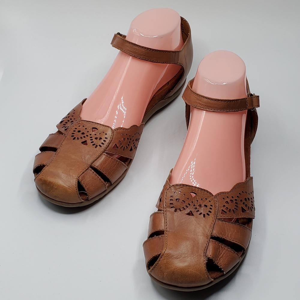 Baretraps riggins style sandles